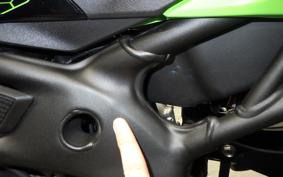 KAWASAKI ZX-25R 1999 ZX250E