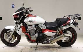 HONDA X4 LD 2003 SC38