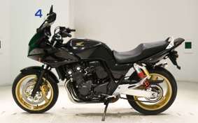 HONDA CB400 SUPER BOLDOR VTEC 2018 NC42