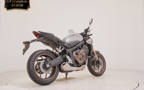 HONDA CB650R E-Clutch 2026 RH17