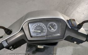 SUZUKI ADDRESS V100 CE13A