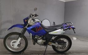 YAMAHA LANZA DT230 4TP