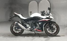 SUZUKI GSX250R DN11A