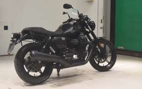 MOTO GUZZI V7 STONE 2022