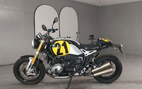 BMW R NINE T 0J01