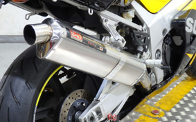 SUZUKI GSX-R750 2001 BD111