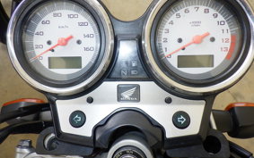 HONDA VTR 250 Gen. 2 2025 MC33