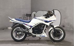 HONDA VT250F MC08