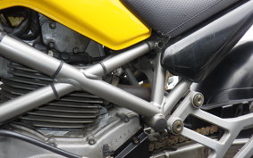 DUCATI MONSTER 400 IE 2004