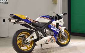 HONDA CBR600RR 2005 PC37