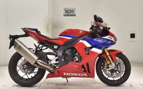 HONDA CBR1000RR RSP 2025 SC82