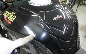 APRILIA RSV4 1100ファクトリ 2022