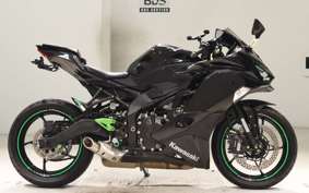 KAWASAKI ZX-25R
