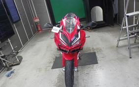 HONDA CBR250RR A MC51