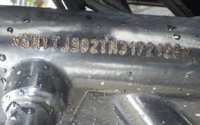 TRIUMPH BONNEVILLE T100 2003
