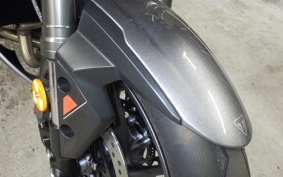TRIUMPH STREET TRIPLE RS 2026