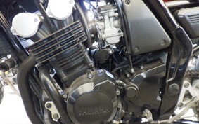 YAMAHA FZ400 1997 4YR