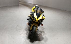 YAMAHA YZF-R1 RN23
