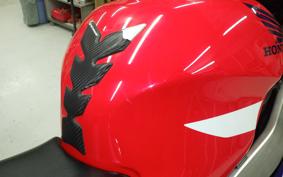 HONDA CBR900RR 3 2000