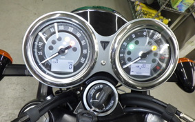 TRIUMPH BONNEVILLE T100 2025