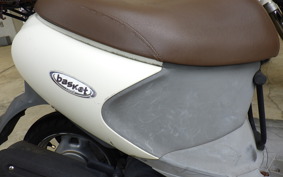 SUZUKI LET's 4 Basket CA43A