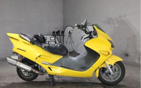 HONDA FORZA MF06