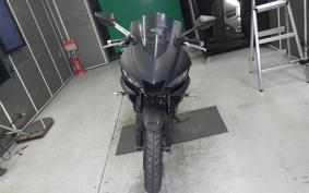 YAMAHA YZF-R25