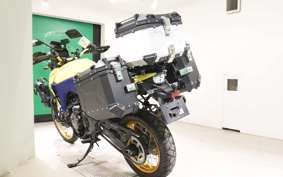 SUZUKI Vｽﾄﾛｰﾑ800DE 2024 EM1BA