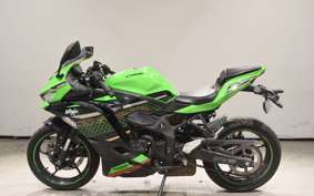 KAWASAKI ZX-25R ZX250E