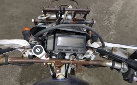 SUZUKI DJEBEL250XC SJ45A