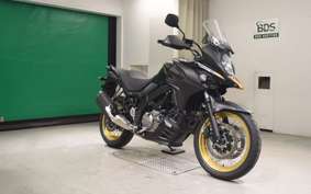 SUZUKI Vｽﾄﾛｰﾑ650XTA 2025 C733M