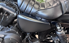 HARLEY XL883N 2018 LE2