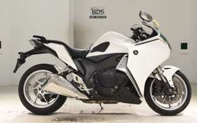 HONDA VFR1200F 2013 SC63