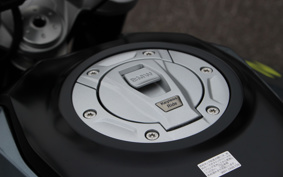 BMW F900R PREMIUM  LINE 2024 0K11