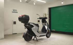 HONDA EM1 e: EF16