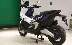 HONDA X-ADV 750 2026 RH21