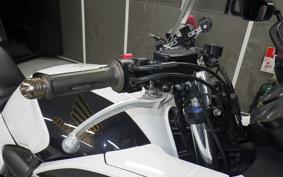 HONDA CB1300SB SUPER BOLDOR A 2010 SC54