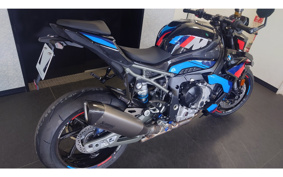 BMW M1000R 2025 0P51
