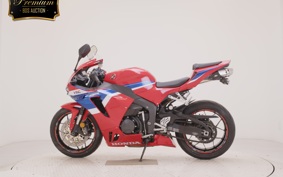 HONDA CBR600RR 2024 PC40