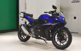 SUZUKI GSX250R