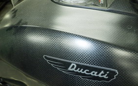 DUCATI DIAVEL 2015