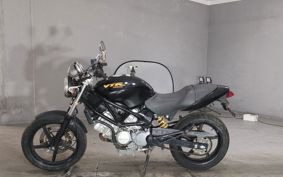 HONDA VTR 250 MC33