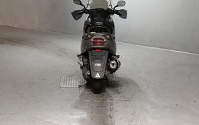 YAMAHA MAJESTY 125 SE22