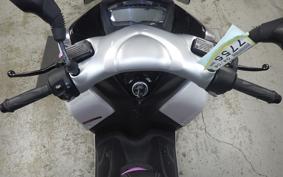 YAMAHA TRICITY 125 A SE82J