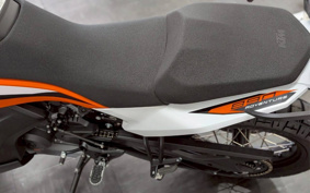 KTM 890 ADVENTURE	 R TS640