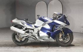 SUZUKI GSX1300R HAYABUSA 2004 GW71A