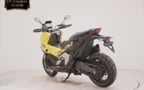 HONDA X-ADV 750 2026 RH21
