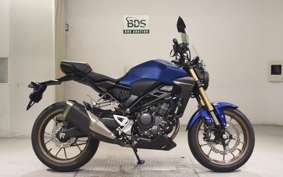 HONDA CB250RA 2004 MC52