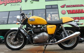 TRIUMPH THRUXTON 2005 TJ9042