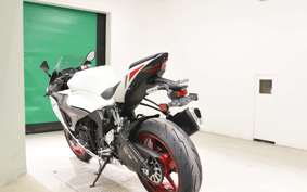 KAWASAKI NINJA ZX-6R A 2025 ZX636J